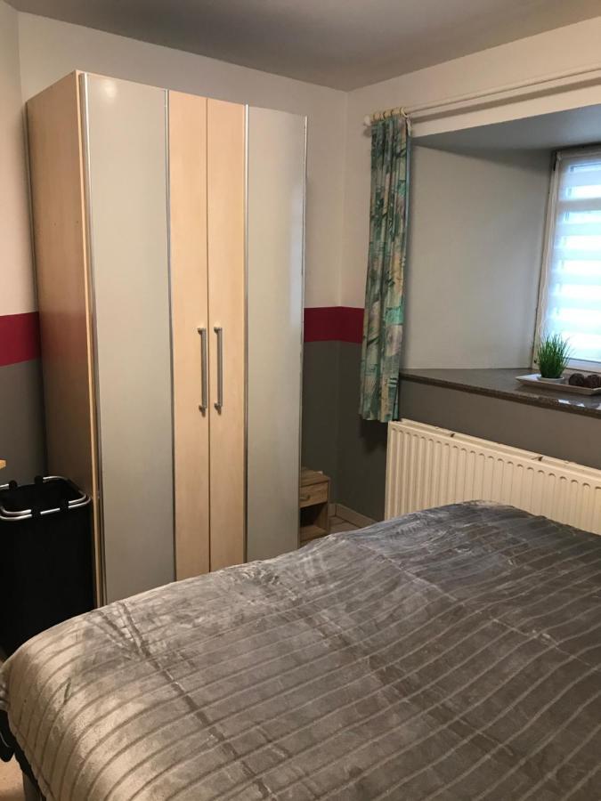 Zum Burgblick Apartment Bagian luar foto