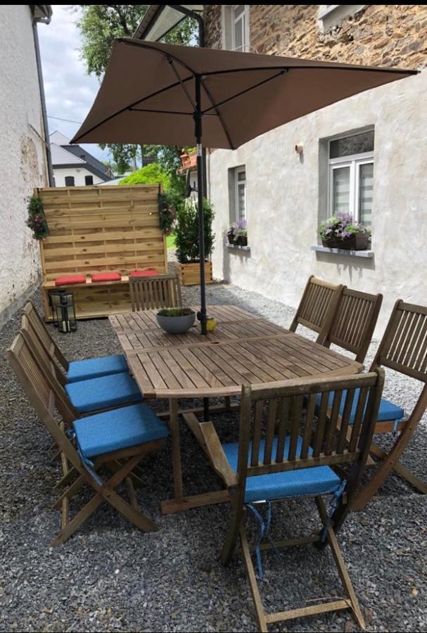 Zum Burgblick Apartment Bagian luar foto